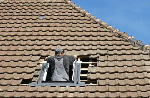 Pose de velux - Saint-Samson-sur-Rance